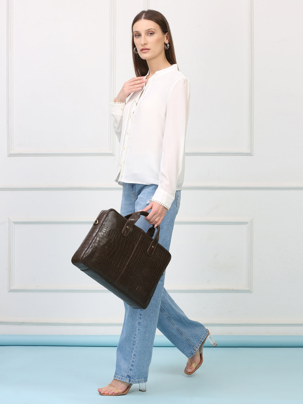 Compact Brown Leather Laptop Bag – Sleek, Stylish & Professional