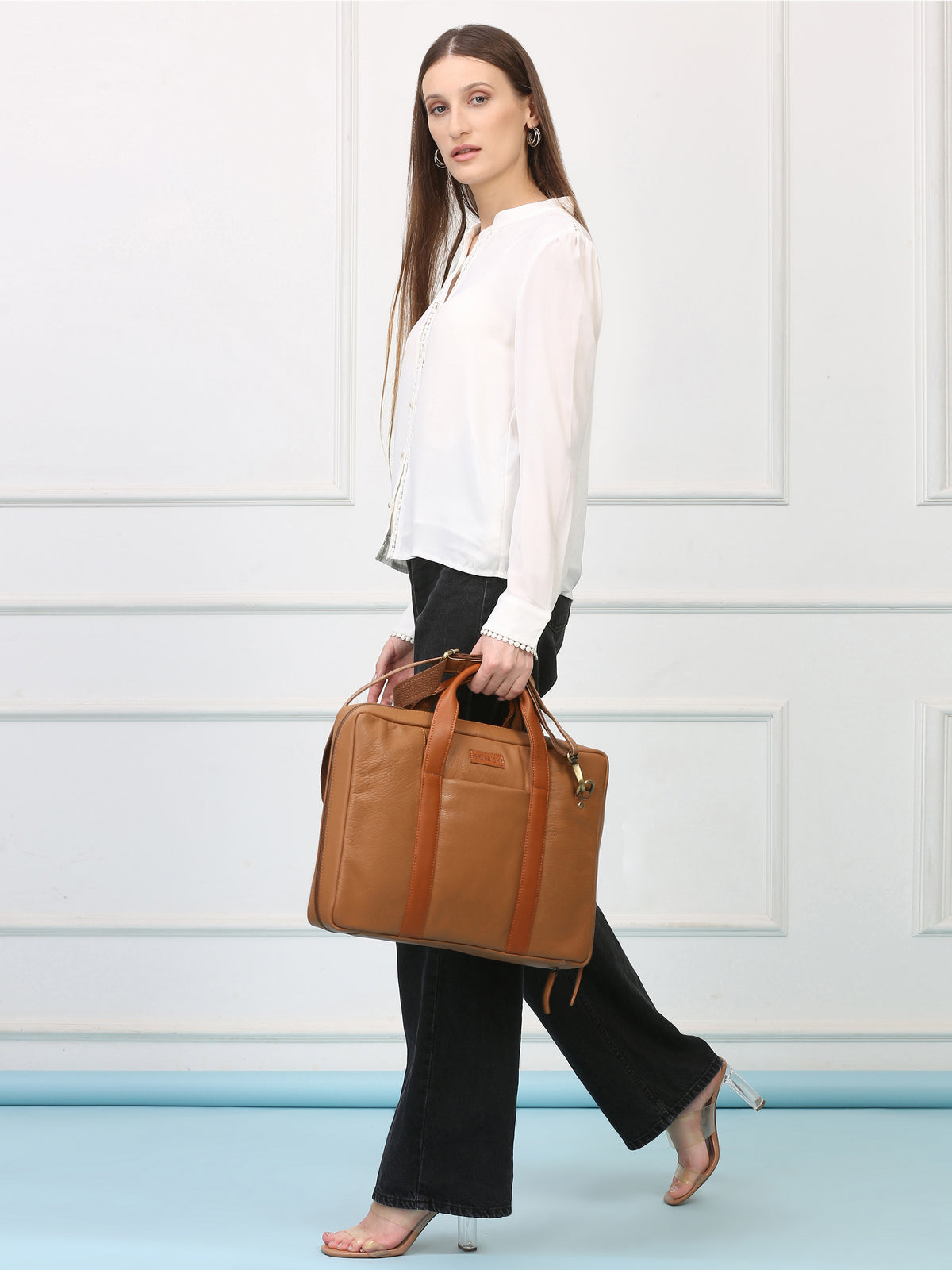 Tan Leather Travel Laptop Briefcase – Full-Zip, Spacious