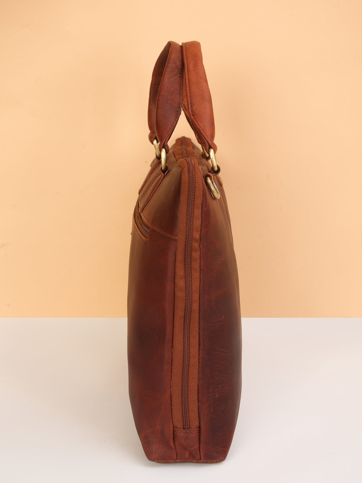 Brown Leather Crossbody Laptop Bag – Stylish, Hands-Free Professional Carry