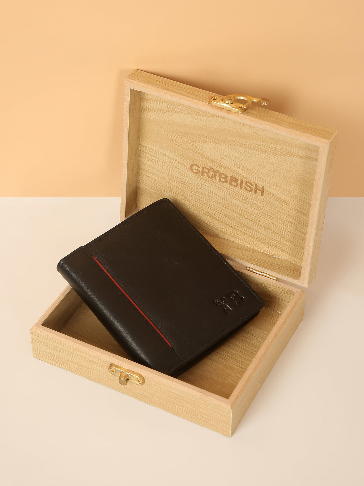 Black Leather Notebook Wallet for Men – Classic Style & Practical Design