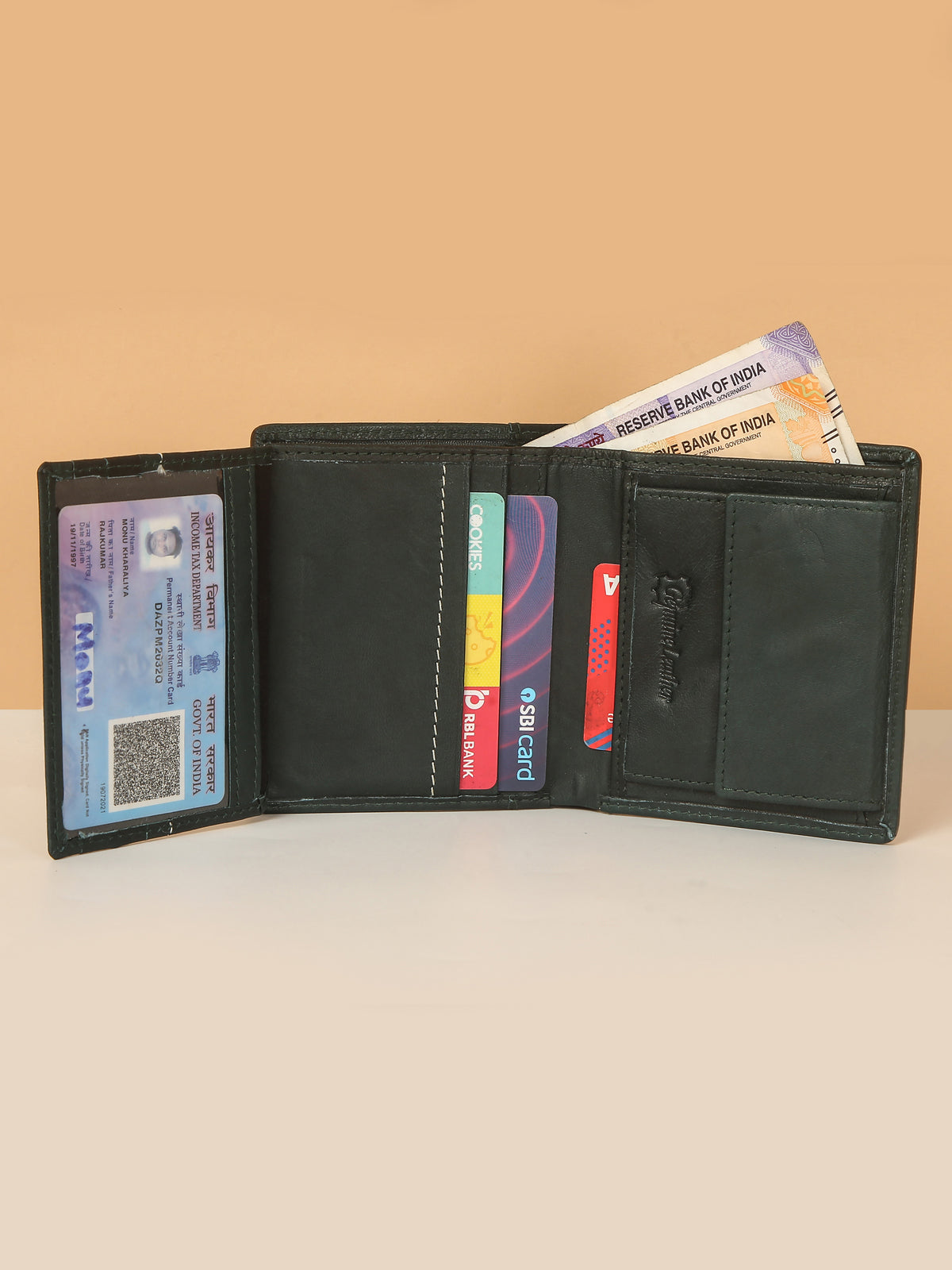 Green Leather Notebook Wallet for Men – Stylish & Functional