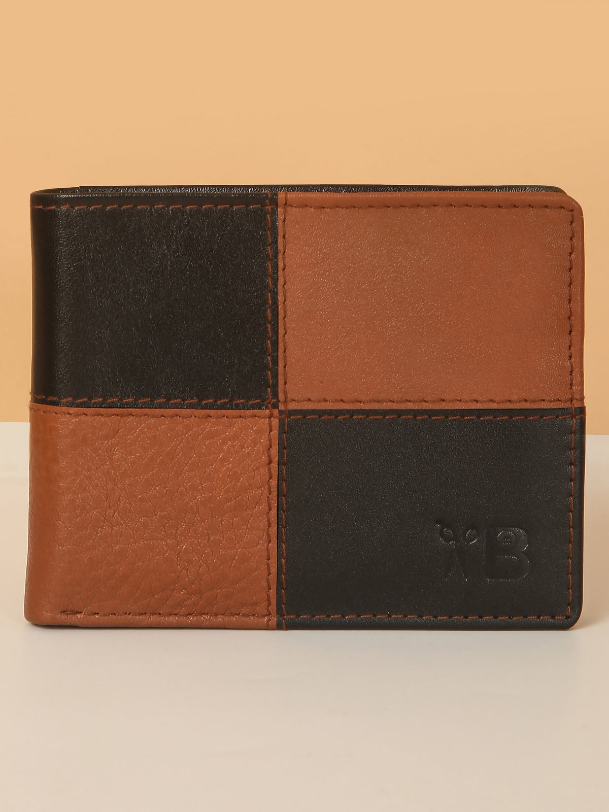 Men’s Bifold Leather Wallet – Classic Check Design, Slim & Stylish
