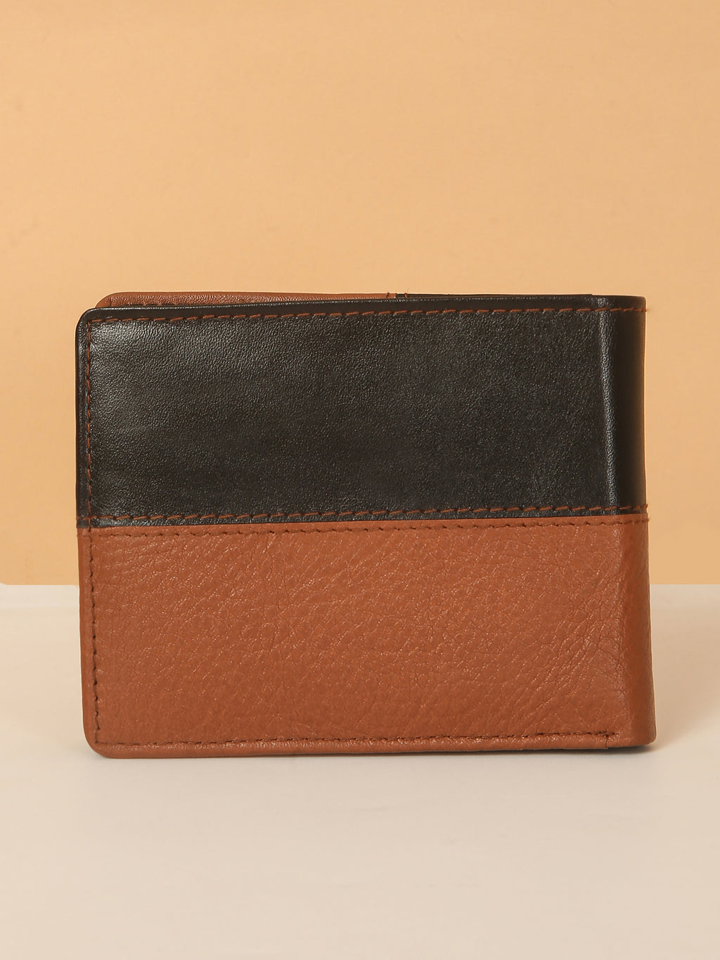 Men’s Bifold Leather Wallet – Classic Check Design, Slim & Stylish