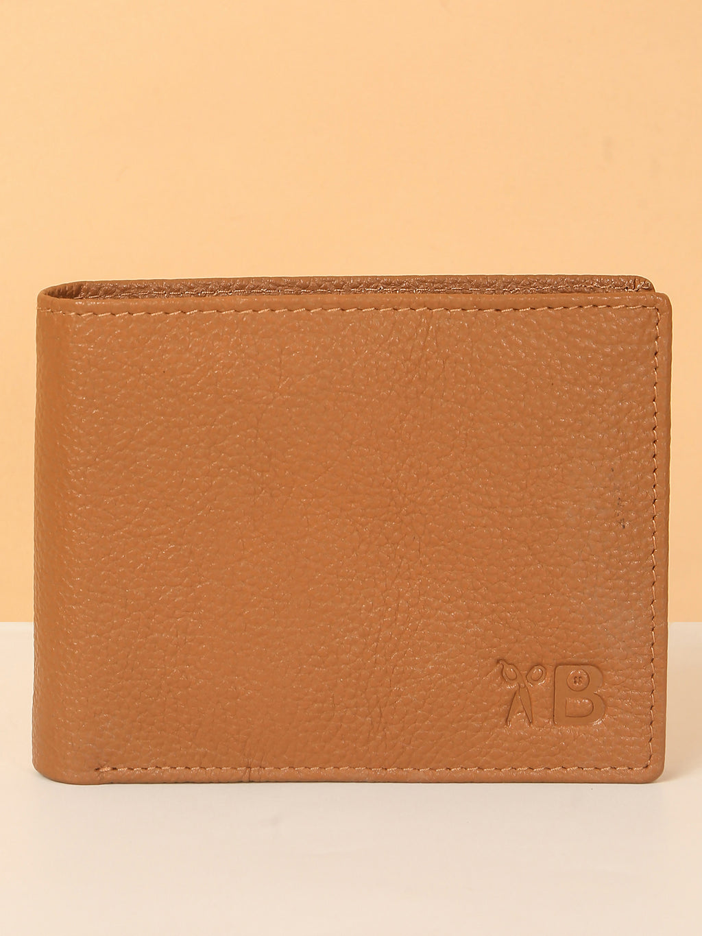 Tan Bifold Leather Wallet for Men – Multiple Card Slots & Sleek Profile