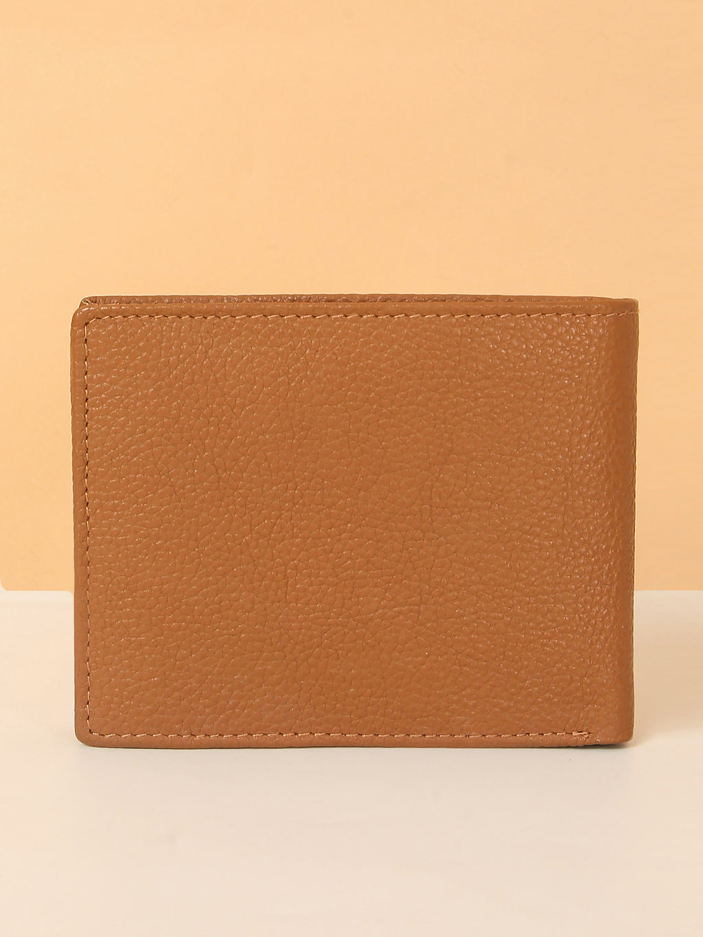 Tan Bifold Leather Wallet for Men – Multiple Card Slots & Sleek Profile