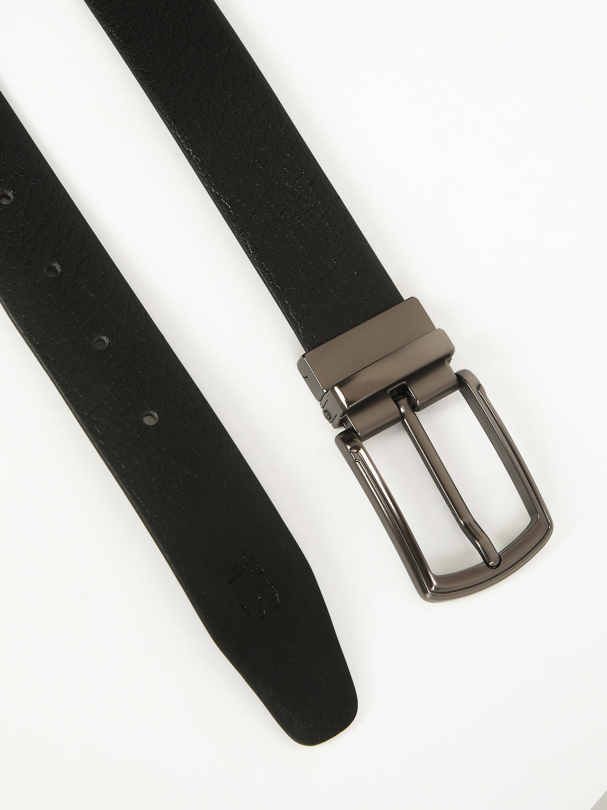 Shrunken Reversible Leather Belt – Genuine Leather Elegance with Imported Buckle