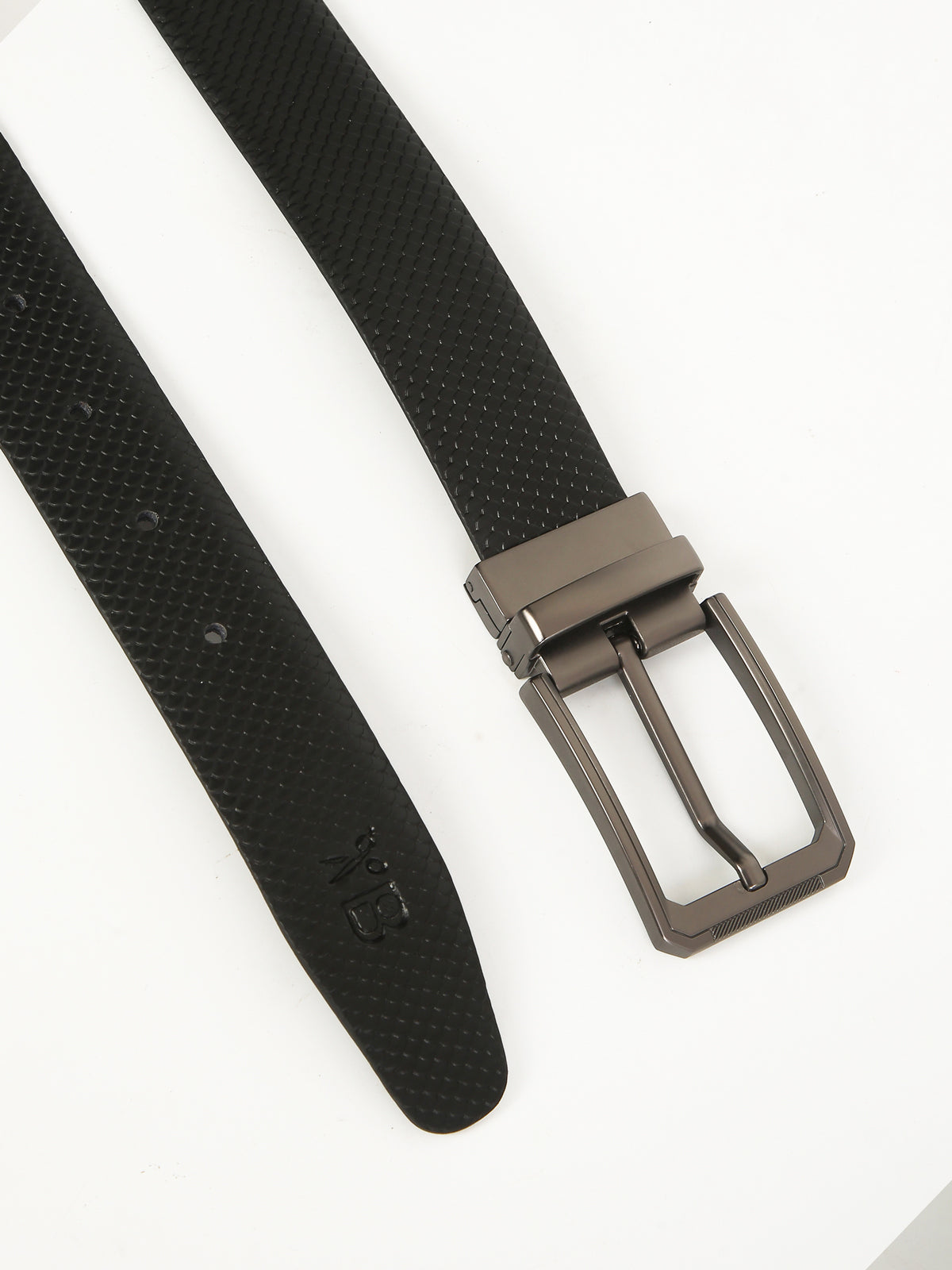 Fish Scale Reversible Leather Belt – Genuine Leather Craft with Imported Buckle