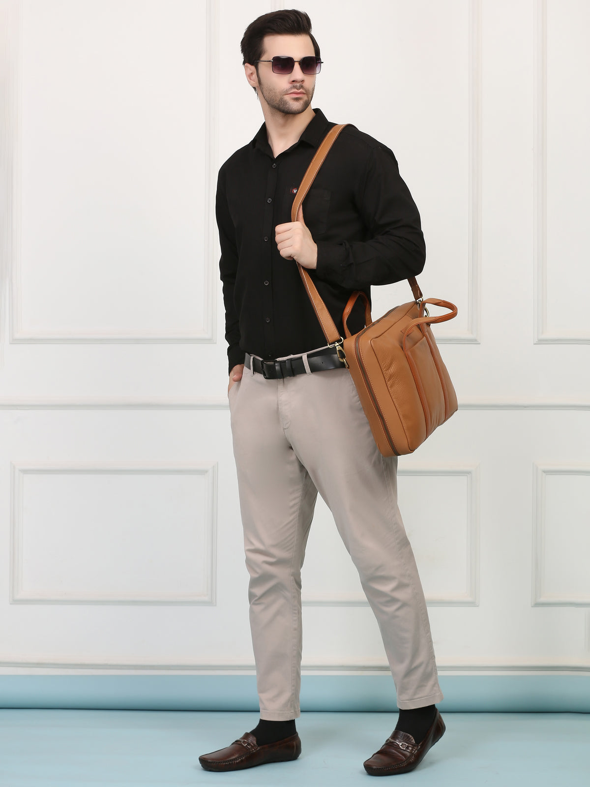 Tan Leather Travel Laptop Briefcase – Full-Zip, Spacious