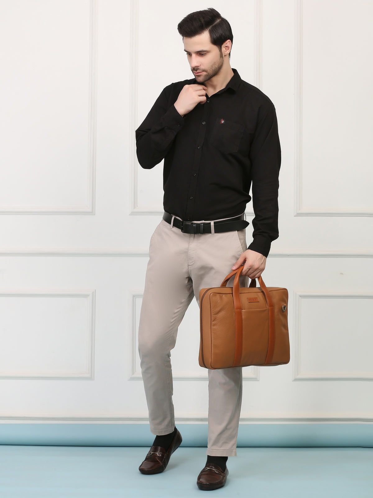 Tan Leather Travel Laptop Briefcase – Full-Zip, Spacious