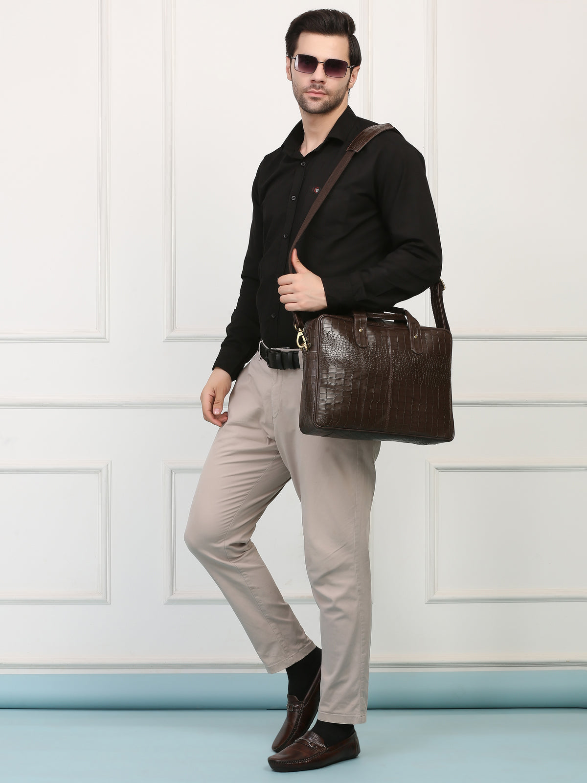 Compact Brown Leather Laptop Bag – Sleek, Stylish & Professional