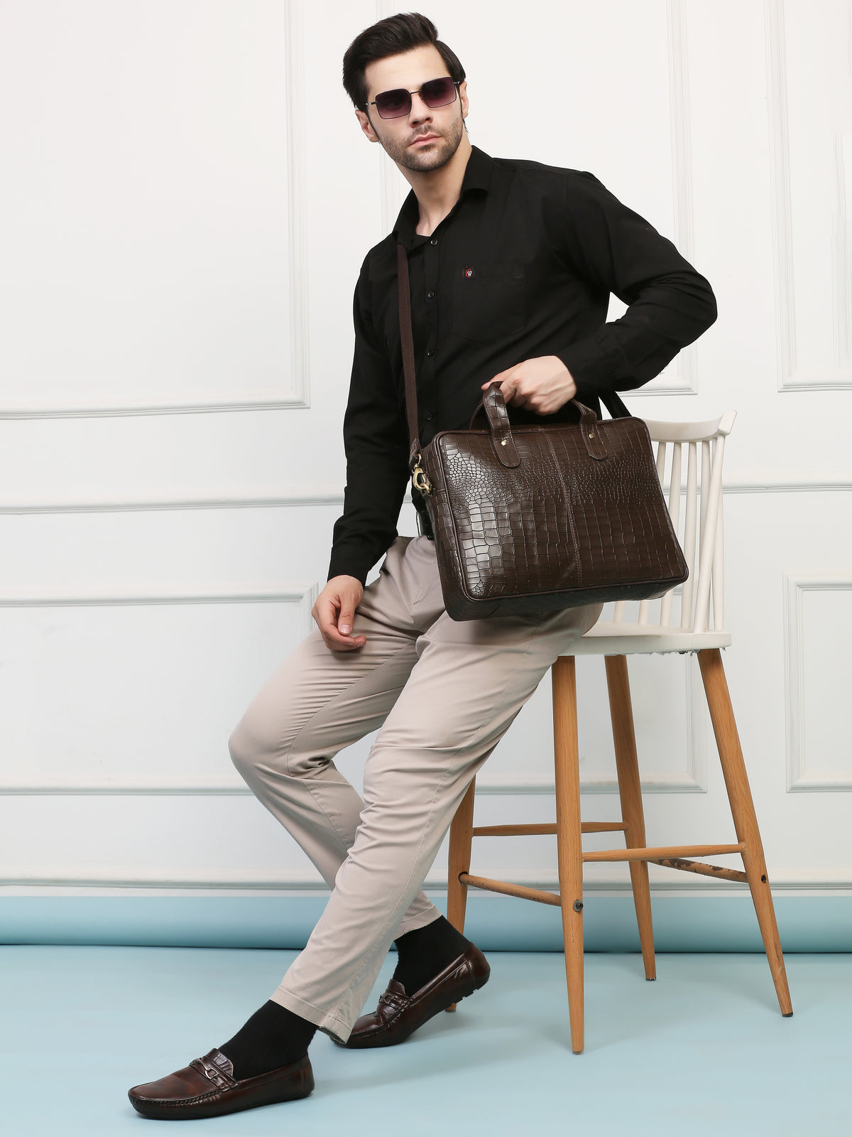Compact Brown Leather Laptop Bag – Sleek, Stylish & Professional