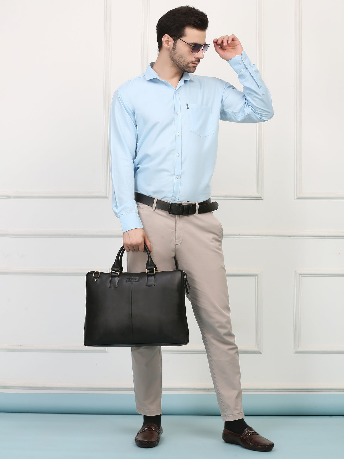 Black Leather Crossbody Laptop Bag – Sleek, Stylish & Functional