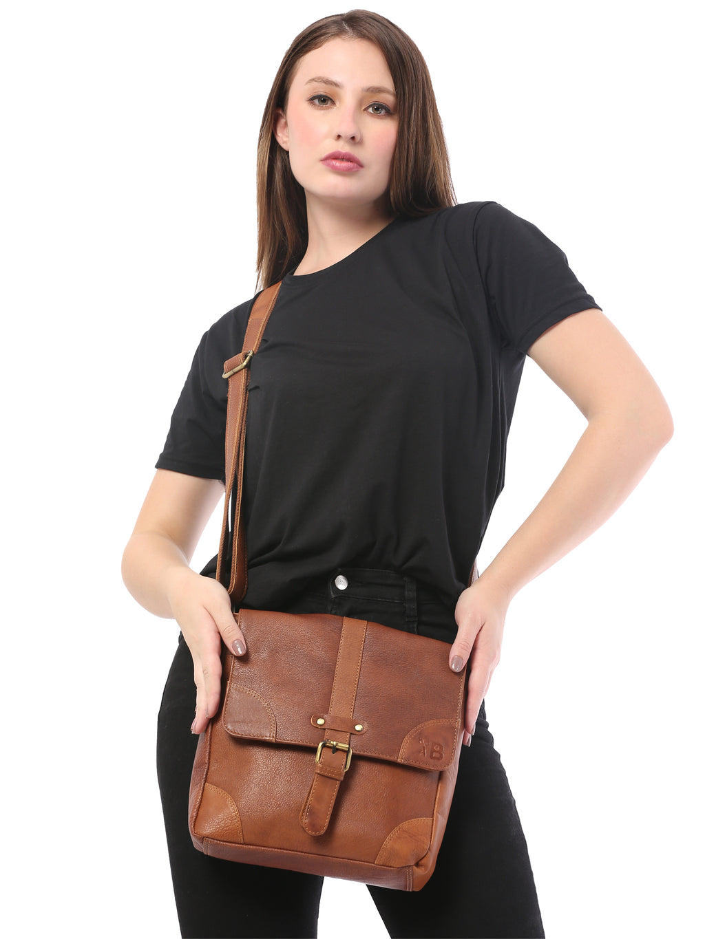 Tan Leather Sling Bag: Trendy Design, Practical Convenience, and Ultimate Style