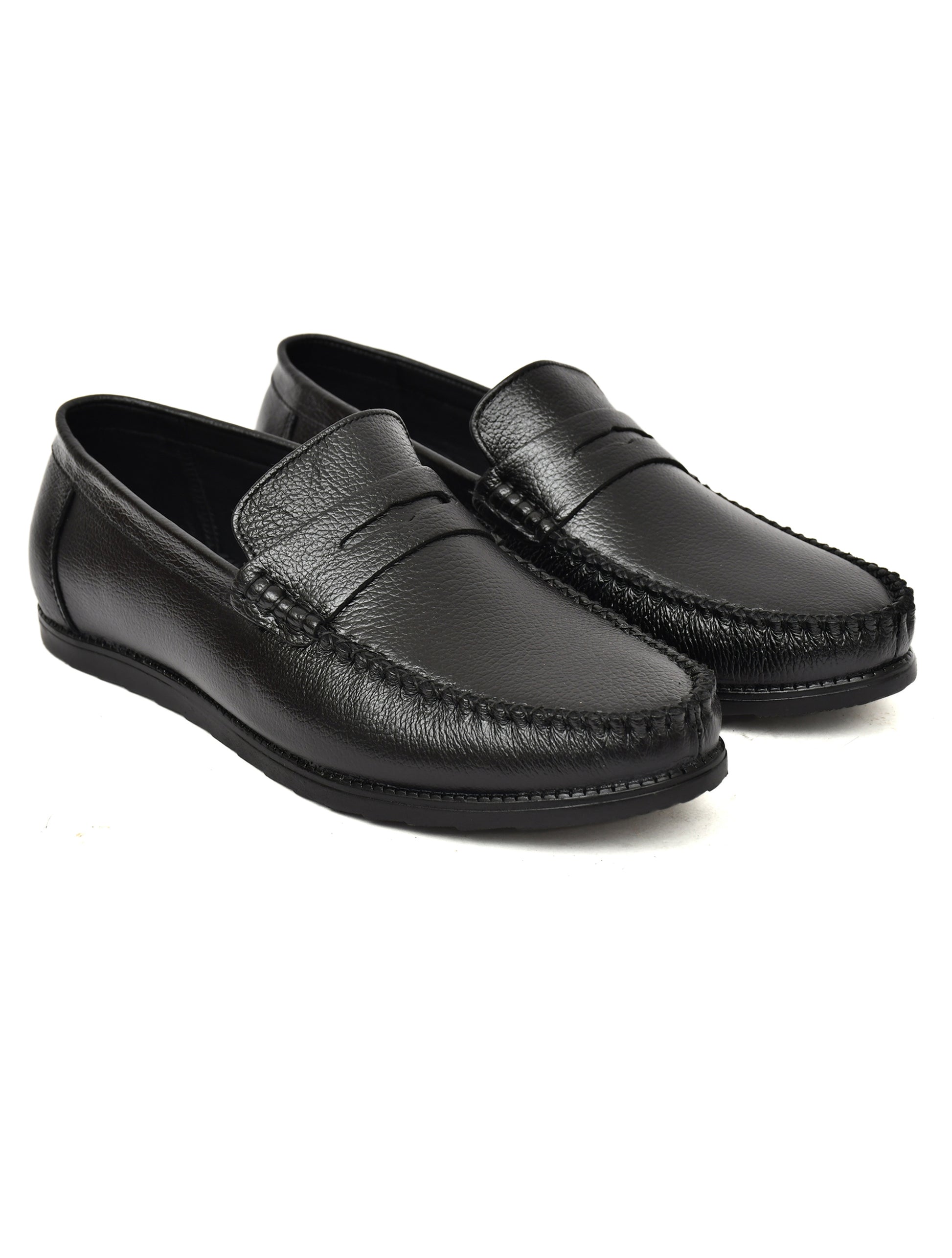 Men Textured Leather Loafer Black